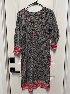 Black White Red Pakistani 2-Piece Printed Kurta & Dupatta